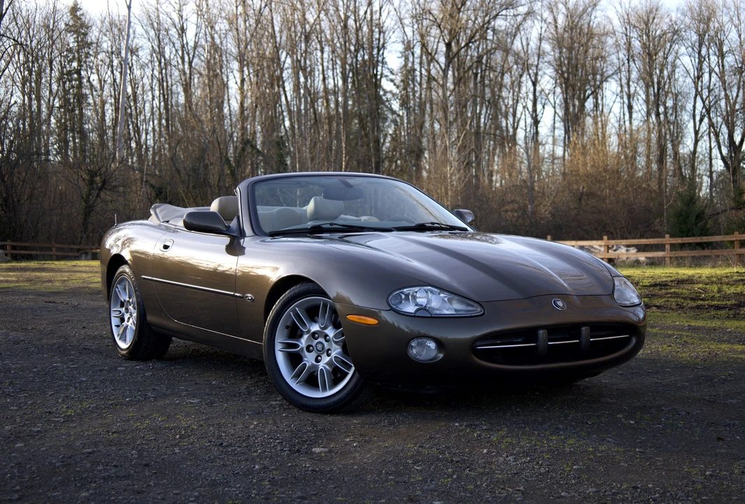 2001 Jaguar X100 XK8 - Image 6 of 31