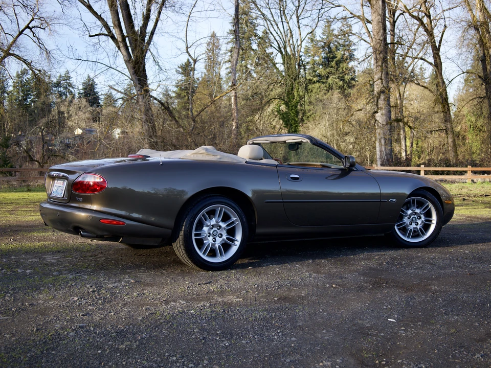 2001 Jaguar X100 XK8 - Image 11 of 31