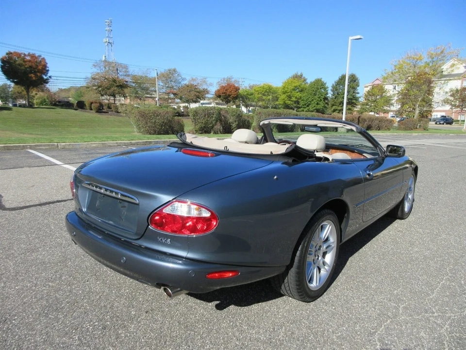 2001 Jaguar X100 XK8 - Image 4 of 21