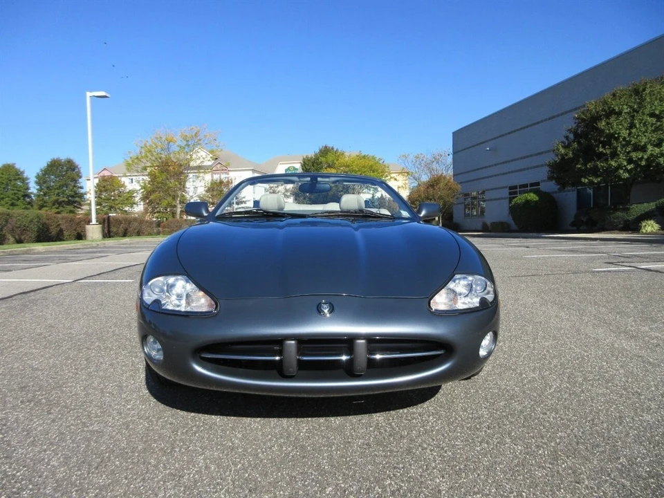2001 Jaguar X100 XK8 - Image 13 of 21