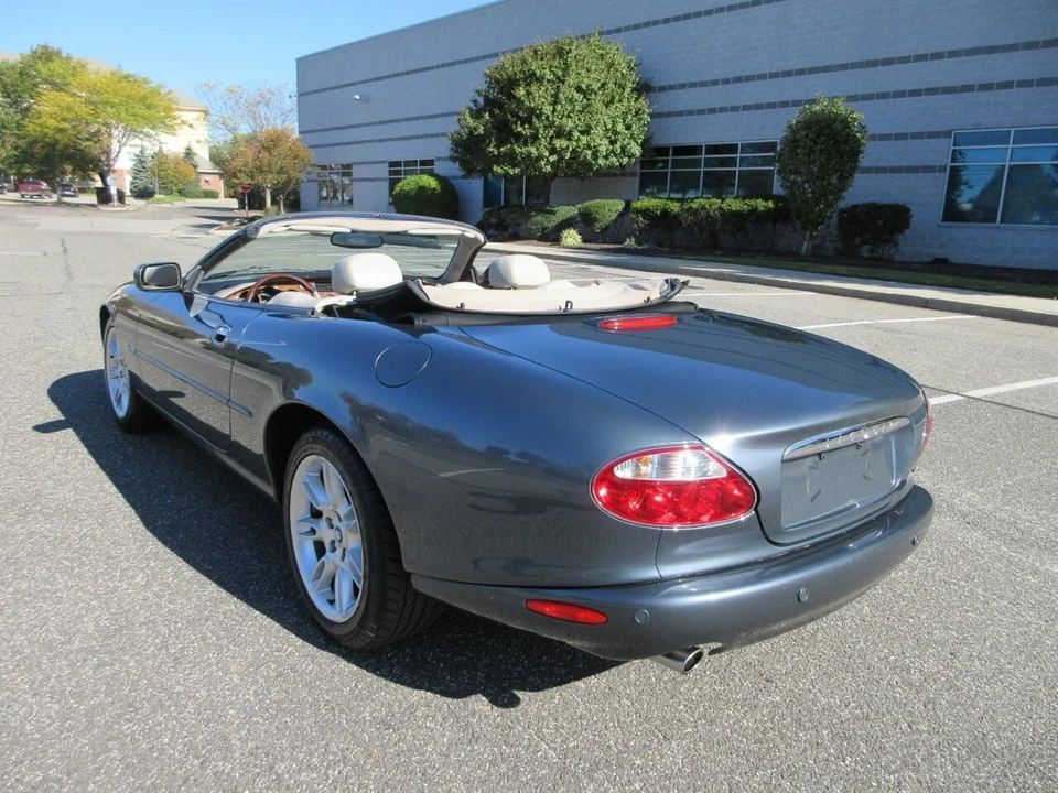 2001 Jaguar X100 XK8 - Image 3 of 21