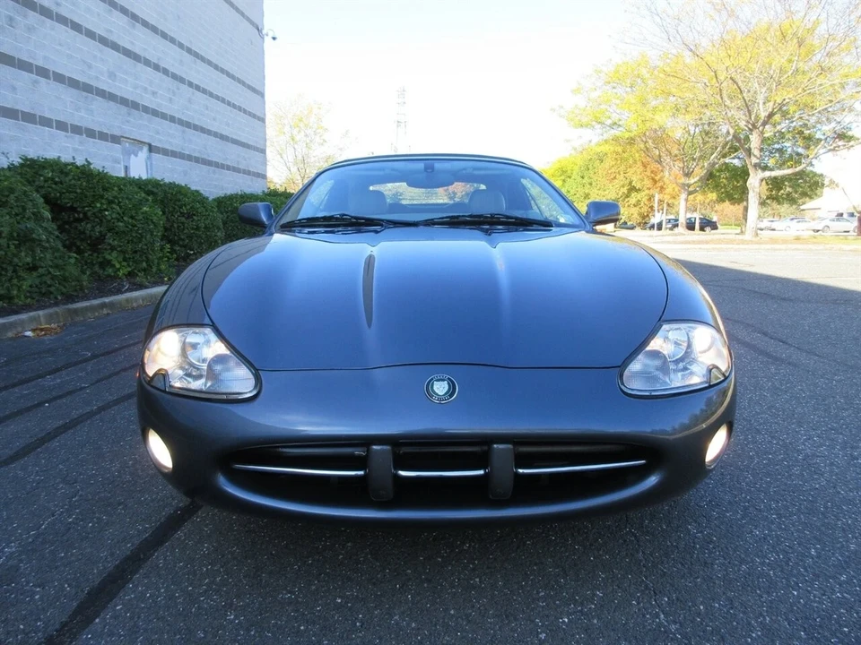 2001 Jaguar X100 XK8 - Image 18 of 21