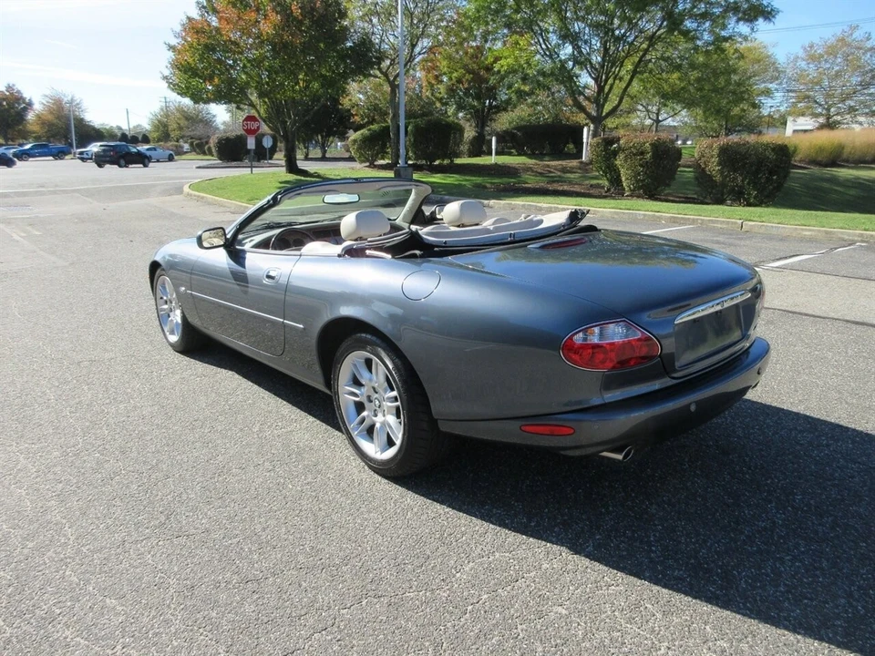 2001 Jaguar X100 XK8 - Image 9 of 21
