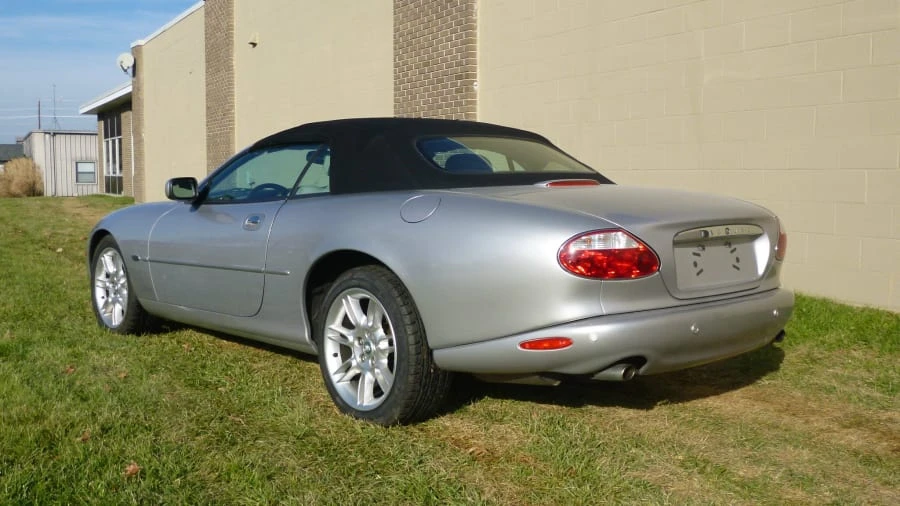 2001 Jaguar X100 XK8 - Image 3 of 7