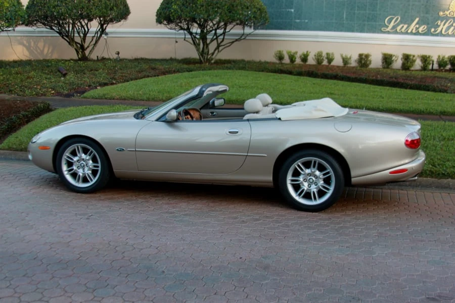2001 Jaguar X100 XK8 - Image 2 of 8