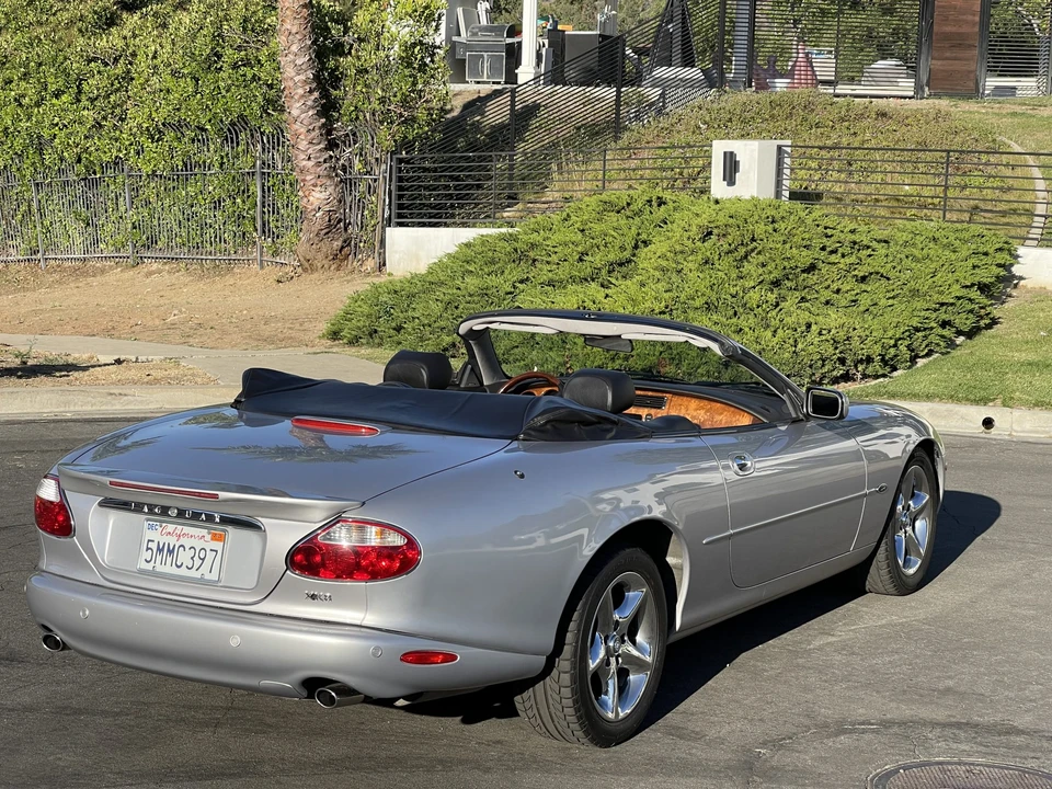 2001 Jaguar X100 XK8 - Image 23 of 31