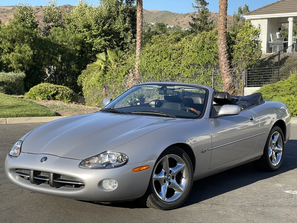 2001 Jaguar X100 XK8 - Image 2 of 31