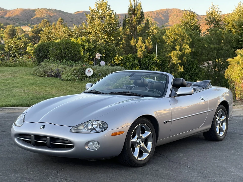 2001 Jaguar X100 XK8 - Image 5 of 31