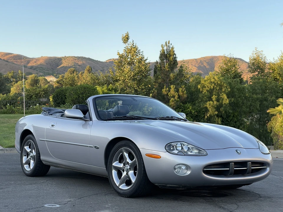 2001 Jaguar X100 XK8 - Image 28 of 31