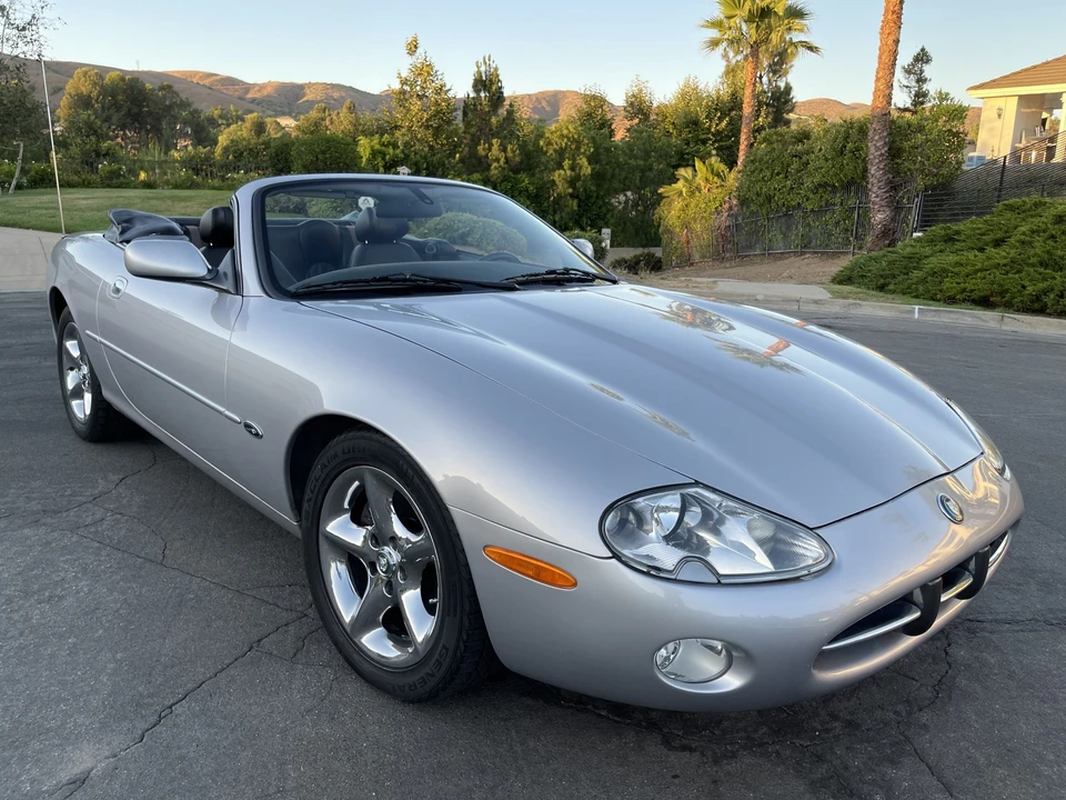 2001 Jaguar X100 XK8 - Image 27 of 31
