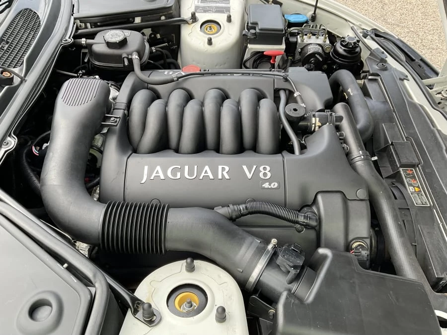 2001 Jaguar X100 XK8 - Image 11 of 12