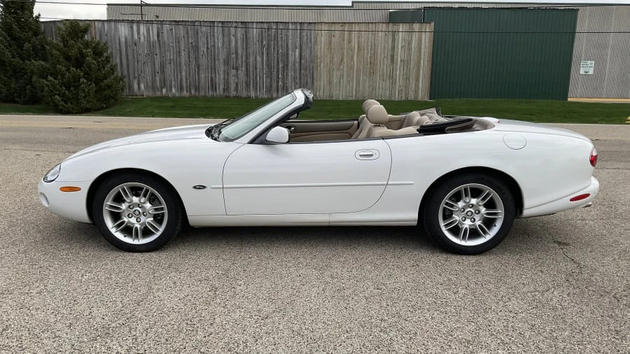 2001 Jaguar X100 XK8 - Image 2 of 12