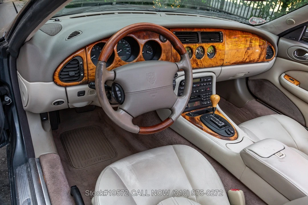 2001 Jaguar X100 XK8 - Image 24 of 31