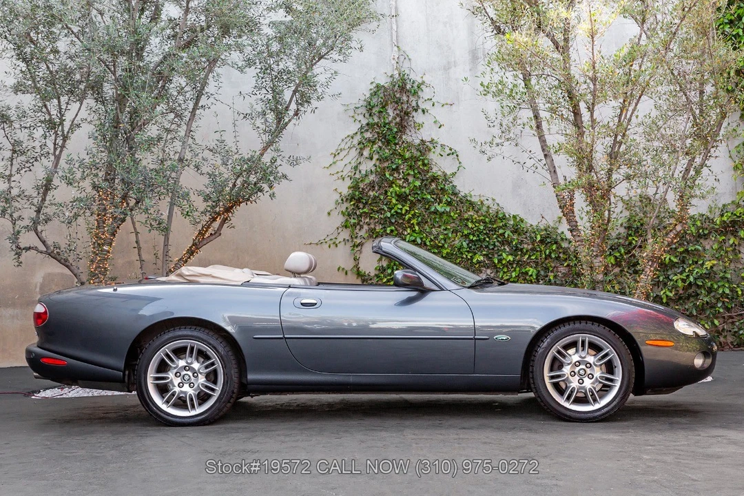 2001 Jaguar X100 XK8 - Image 4 of 31