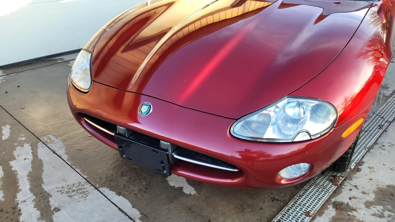 2001 Jaguar X100 XK8 - Image 7 of 8