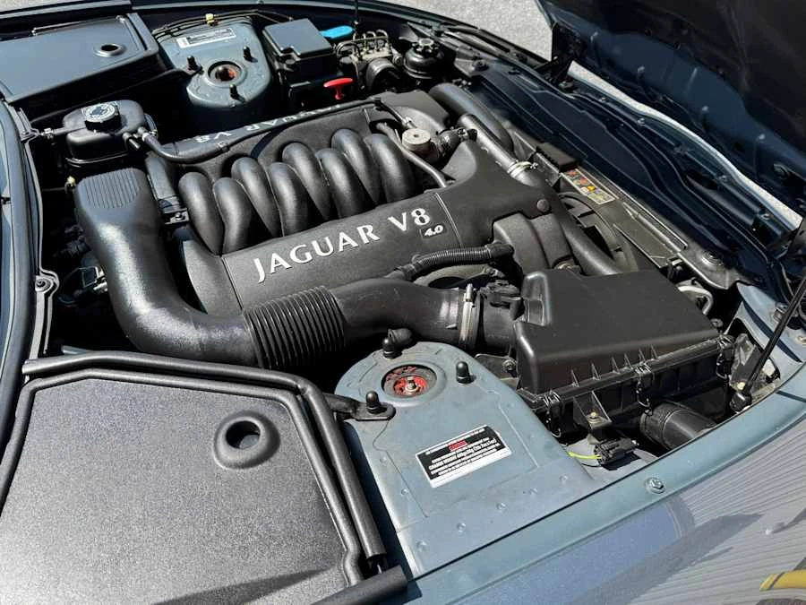 2001 Jaguar X100 XK8 - Image 11 of 12