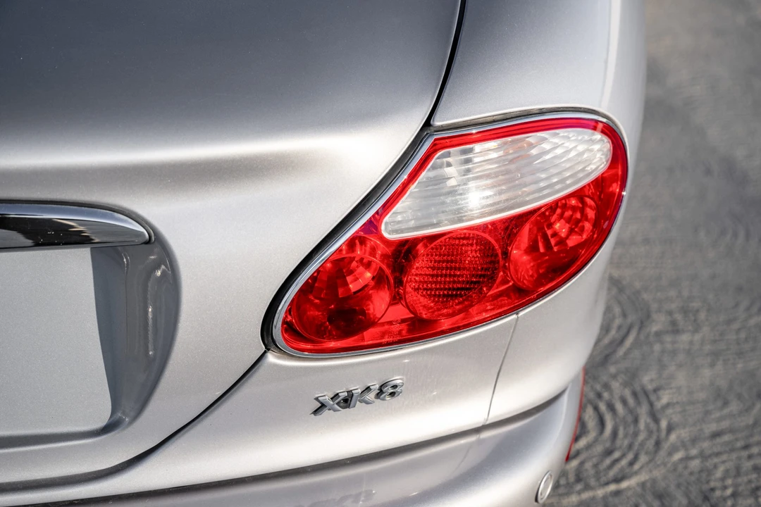 2001 Jaguar X100 XK8 - Image 17 of 31