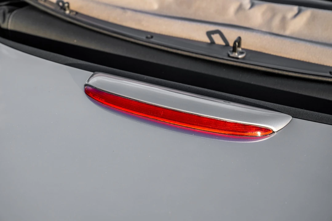 2001 Jaguar X100 XK8 - Image 18 of 31