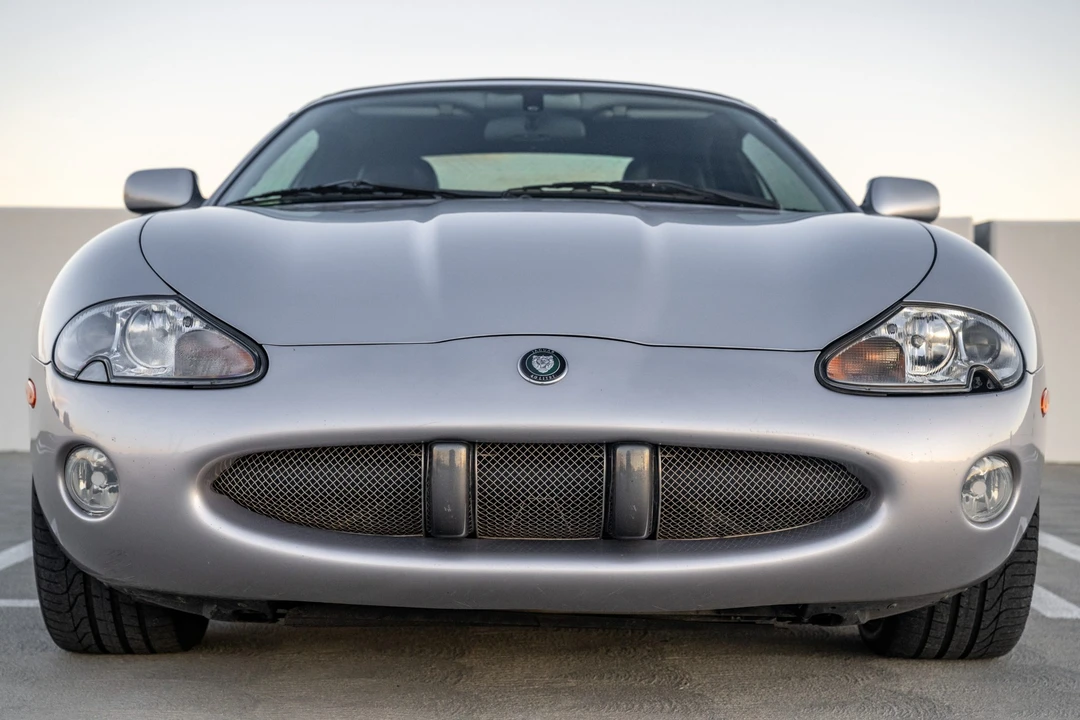 2001 Jaguar X100 XK8 - Image 10 of 31