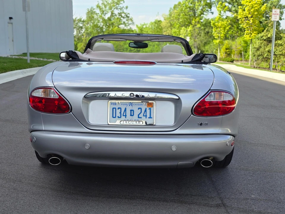 2001 Jaguar X100 XK8 - Image 14 of 31