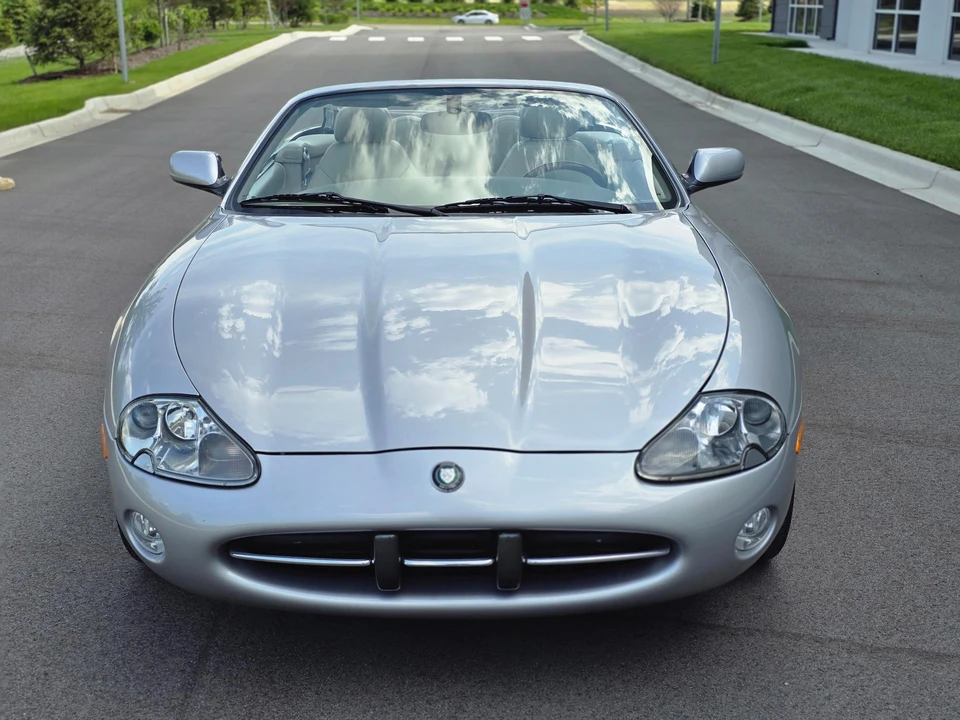 2001 Jaguar X100 XK8 - Image 9 of 31