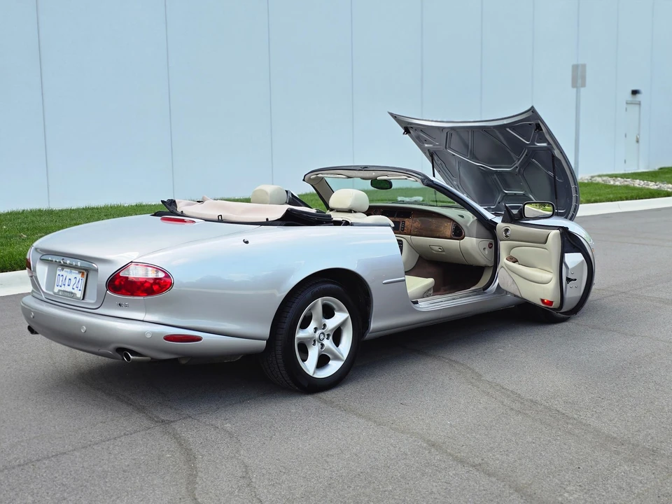 2001 Jaguar X100 XK8 - Image 27 of 31