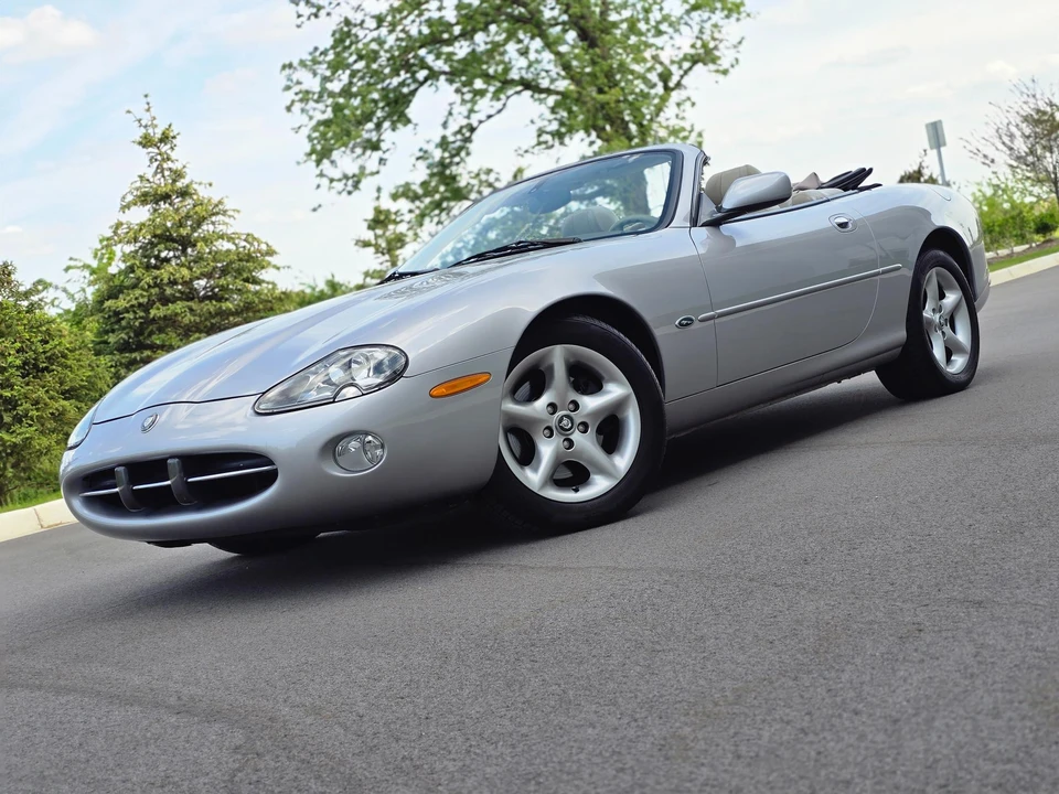 2001 Jaguar X100 XK8 - Image 5 of 31