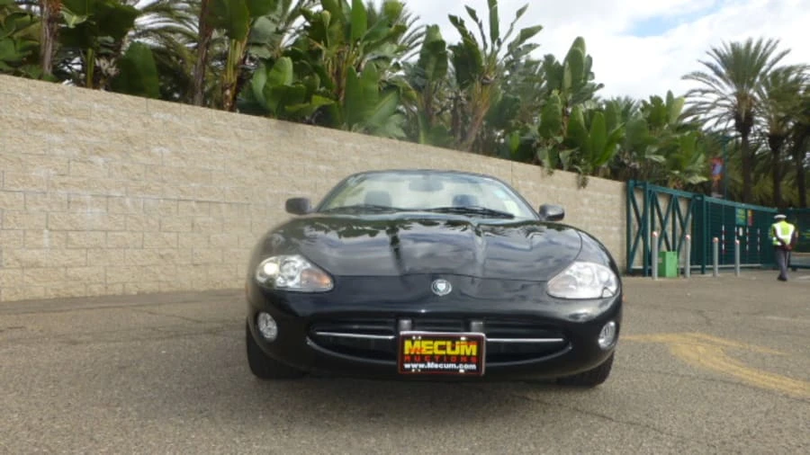 2001 Jaguar X100 XK8 - Image 3 of 6