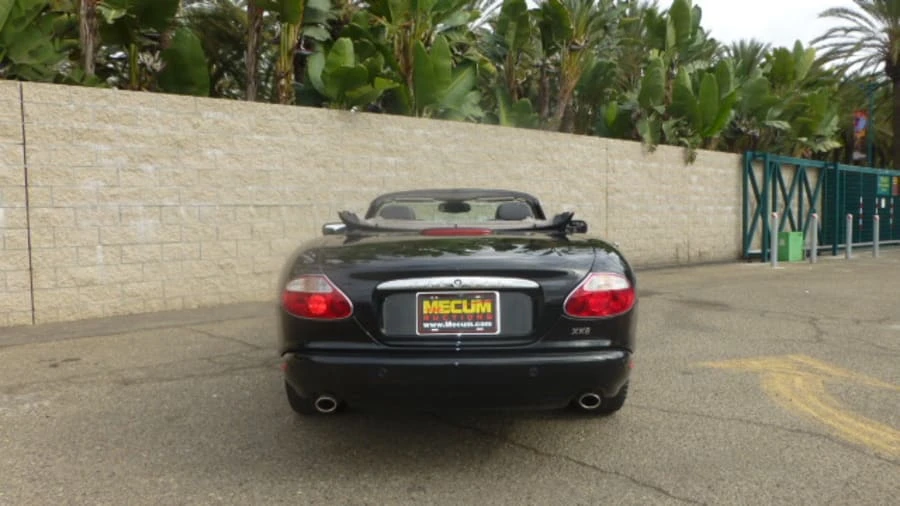 2001 Jaguar X100 XK8 - Image 4 of 6