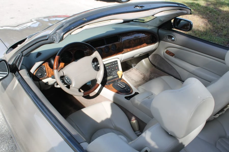 2001 Jaguar X100 XK8 - Image 5 of 12