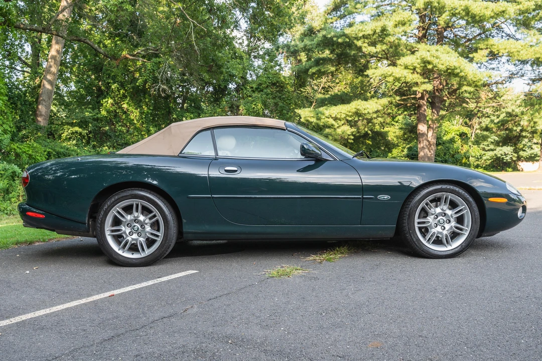 2001 Jaguar X100 XK8 - Image 23 of 31