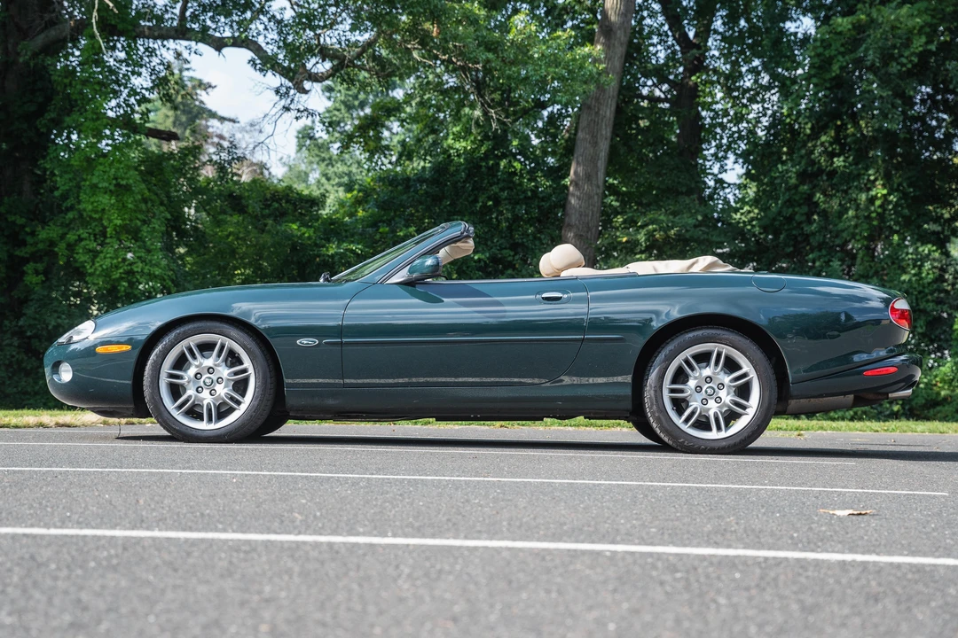 2001 Jaguar X100 XK8 - Image 12 of 31