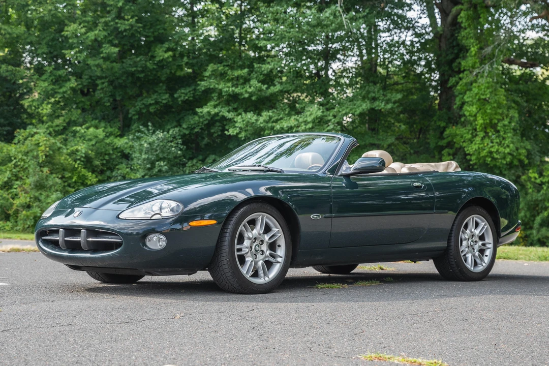 2001 Jaguar X100 XK8 - Image 8 of 31