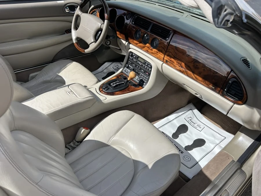2001 Jaguar X100 XK8 - Image 9 of 13