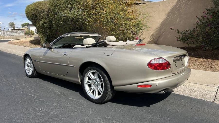 2001 Jaguar X100 XK8 - Image 3 of 13
