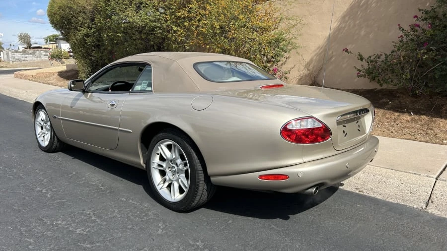 2001 Jaguar X100 XK8 - Image 6 of 13