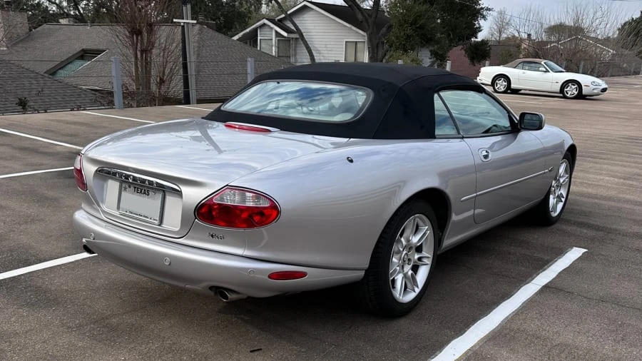 2001 Jaguar X100 XK8 - Image 22 of 31