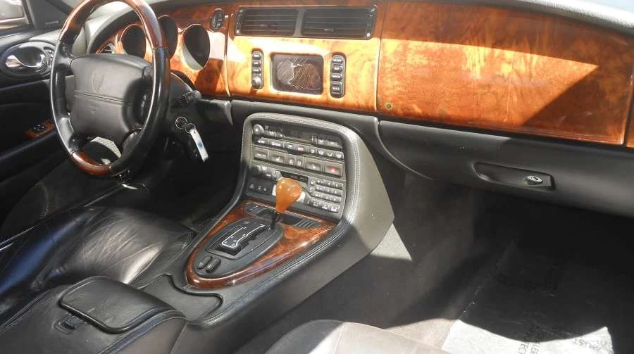 2001 Jaguar X100 XK8 - Image 5 of 12