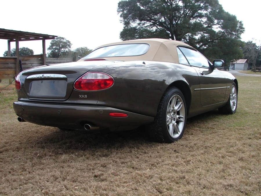 2001 Jaguar X100 XK8 - Image 3 of 8