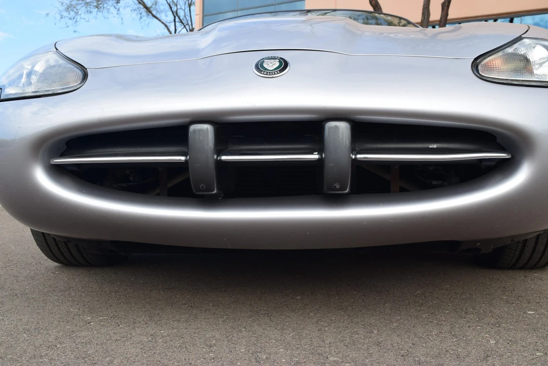 2001 Jaguar X100 XK8 - Image 15 of 31