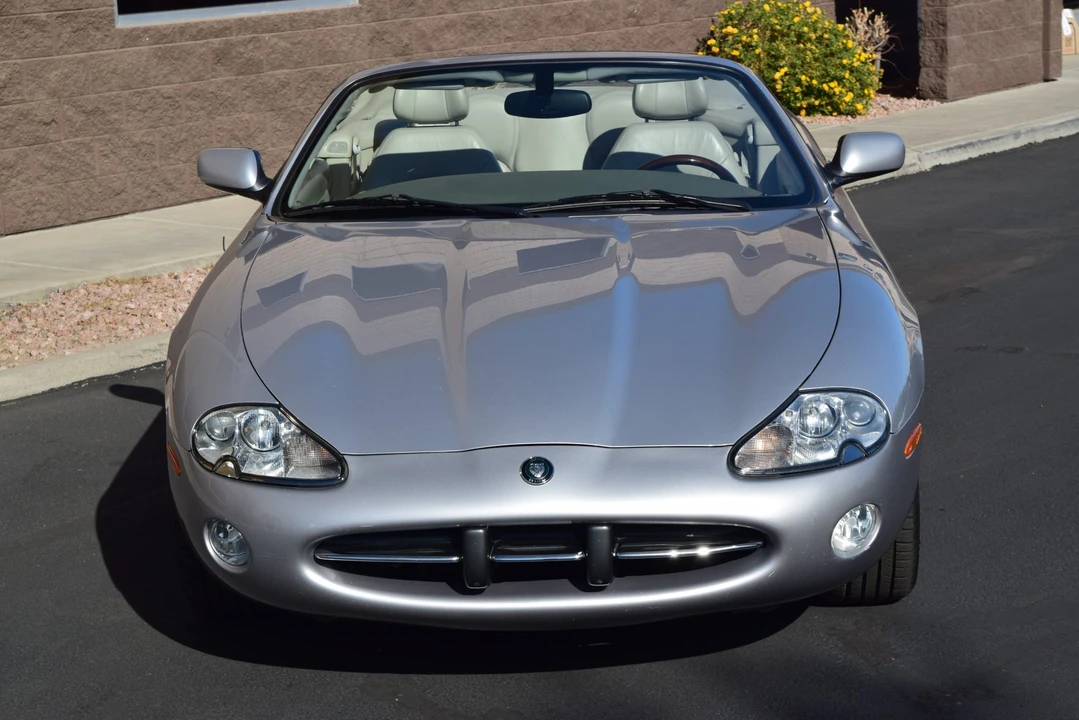 2001 Jaguar X100 XK8 - Image 4 of 31