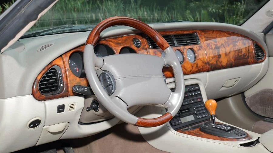 2001 Jaguar X100 XK8 - Image 9 of 20