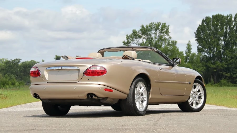 2001 Jaguar X100 XK8 - Image 13 of 20