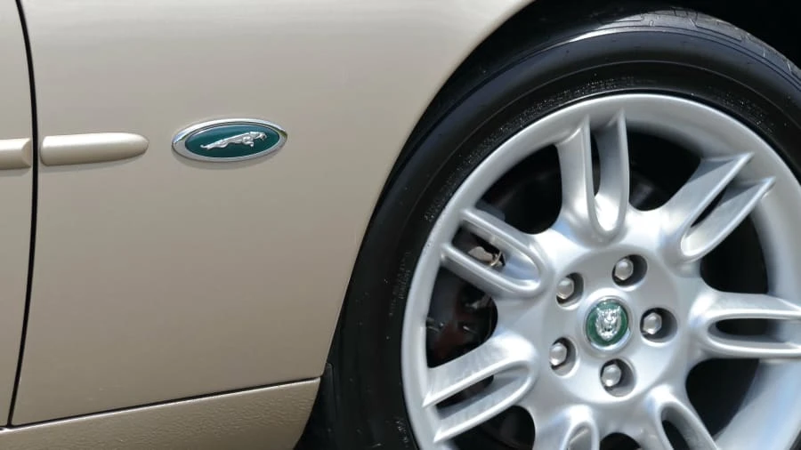2001 Jaguar X100 XK8 - Image 18 of 20