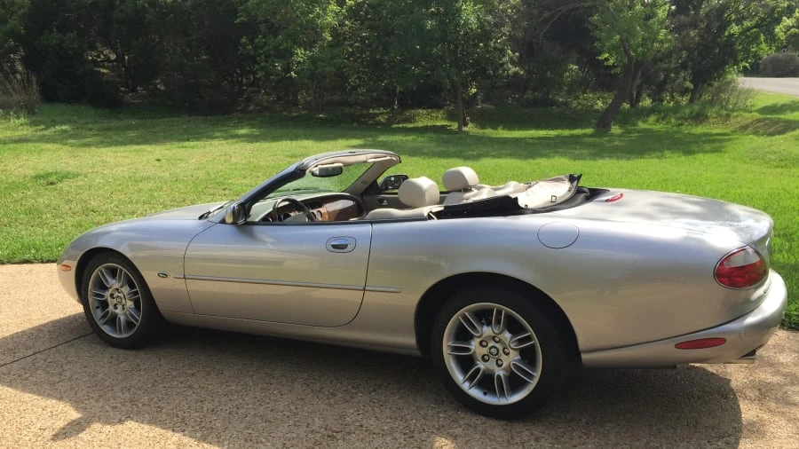 2001 Jaguar X100 XK8 - Image 3 of 6