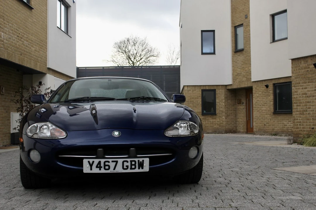 2001 Jaguar X100 XK8 - Image 3 of 30