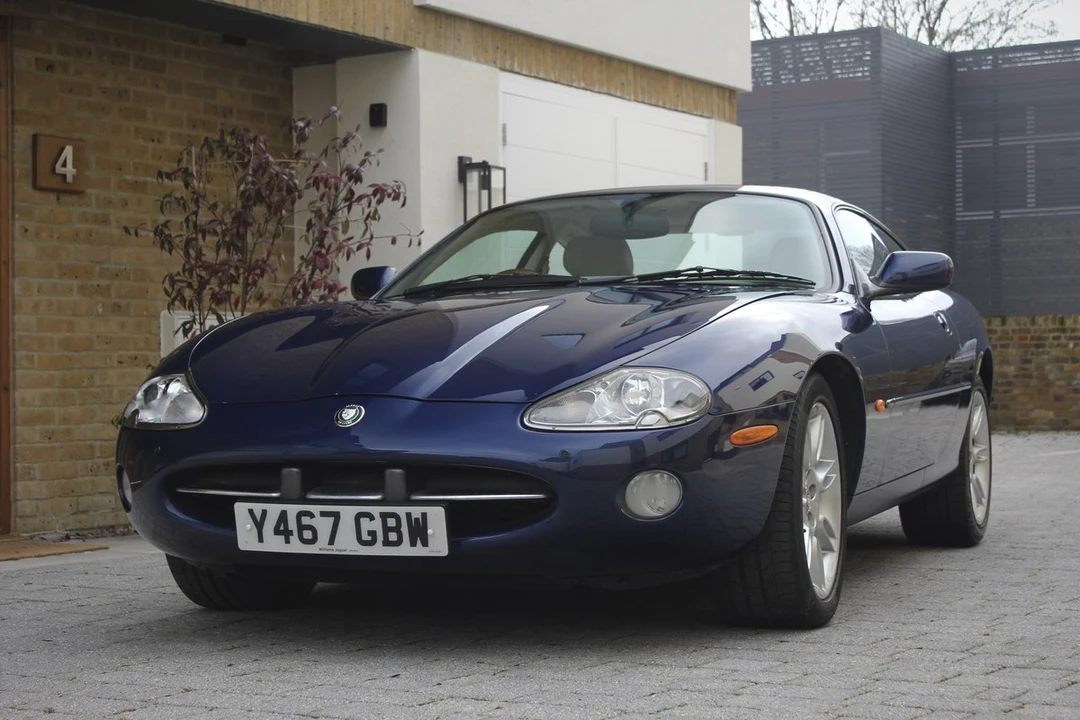 2001 Jaguar X100 XK8 - Image 5 of 30