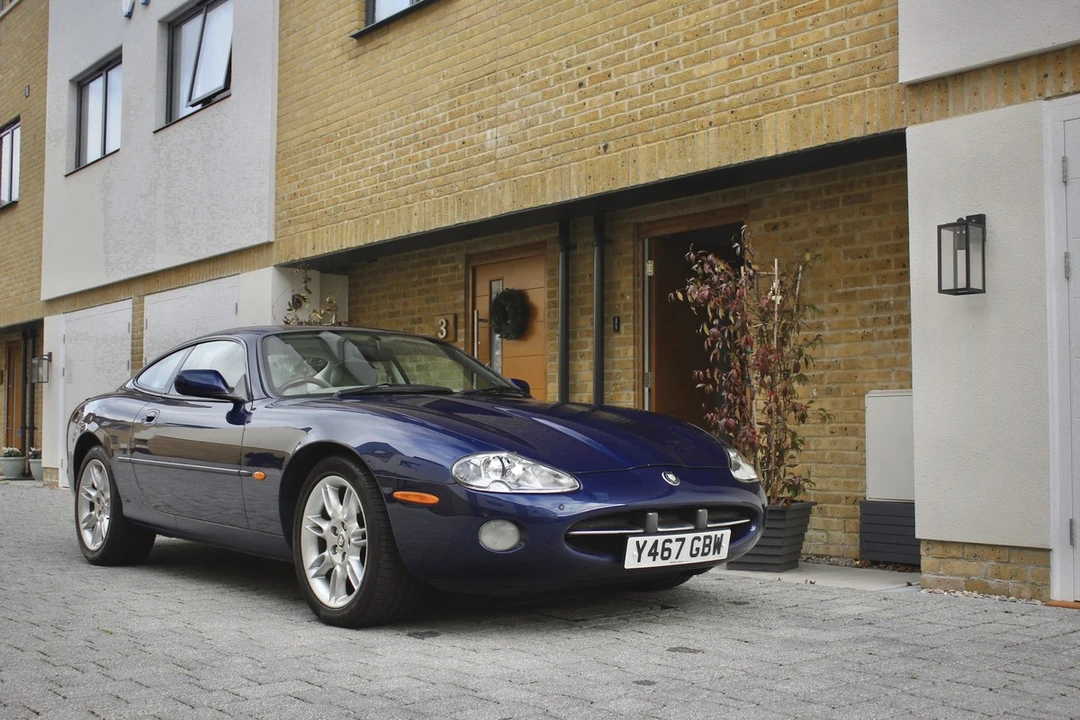 2001 Jaguar X100 XK8 - Image 20 of 30