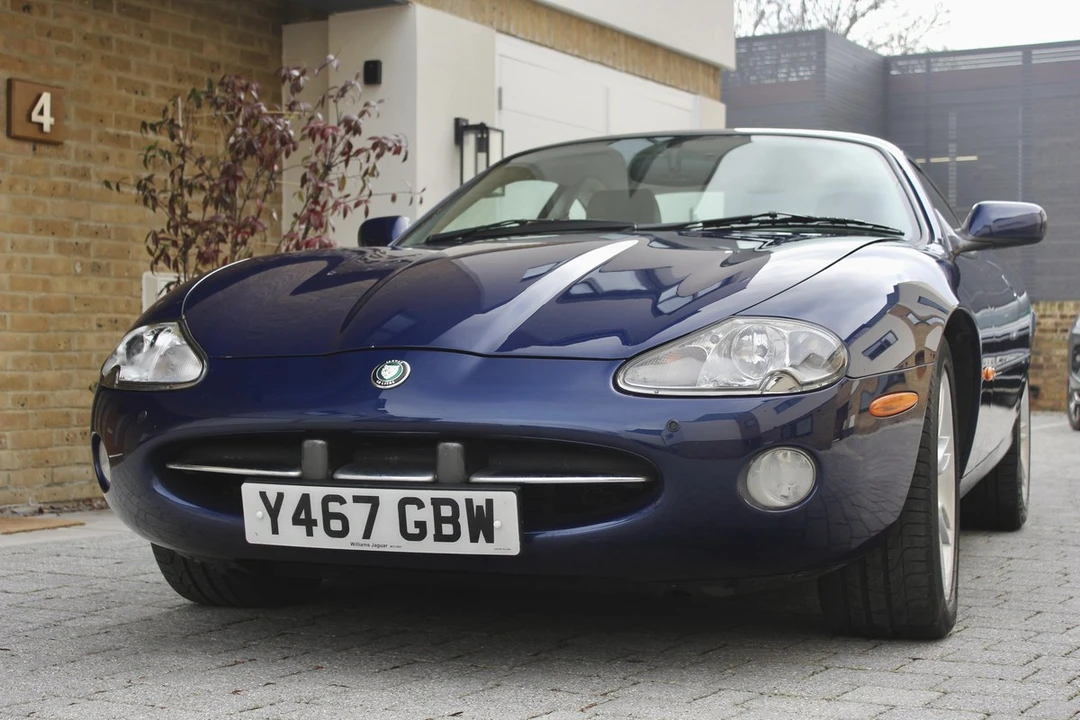 2001 Jaguar X100 XK8 - Image 15 of 30