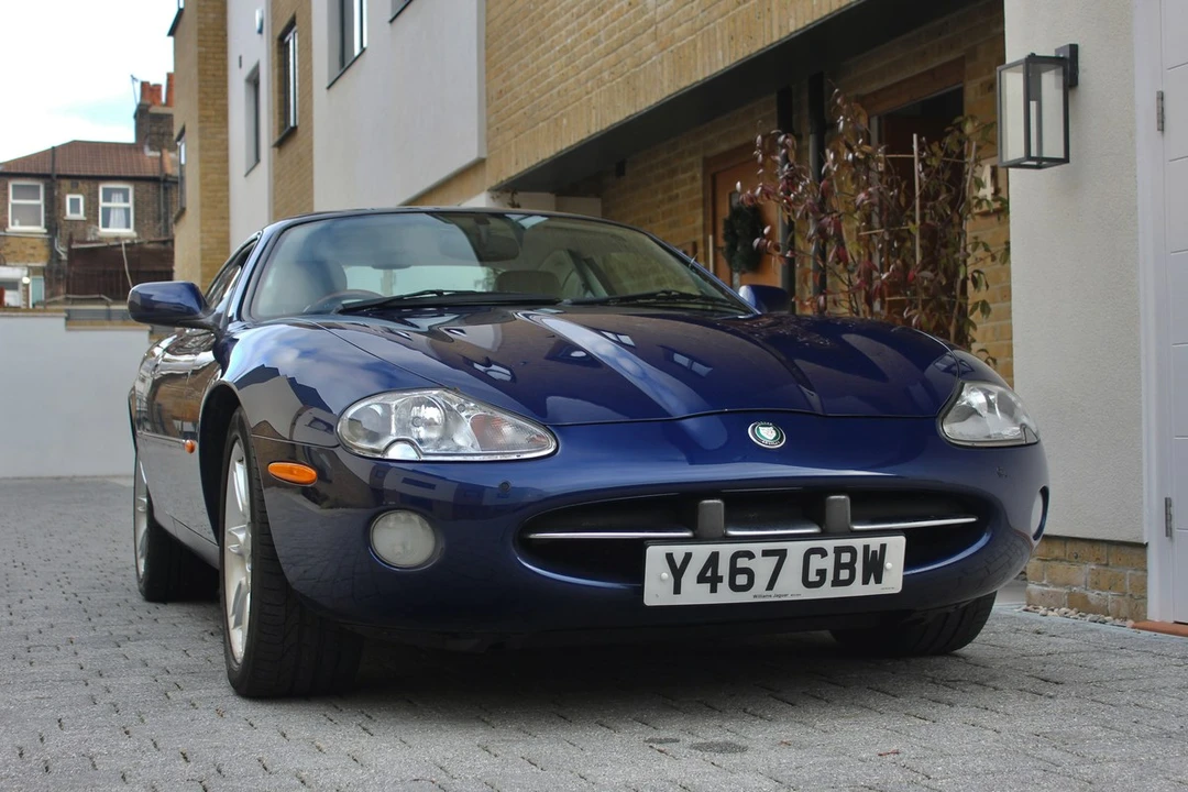 2001 Jaguar X100 XK8 - Image 8 of 30